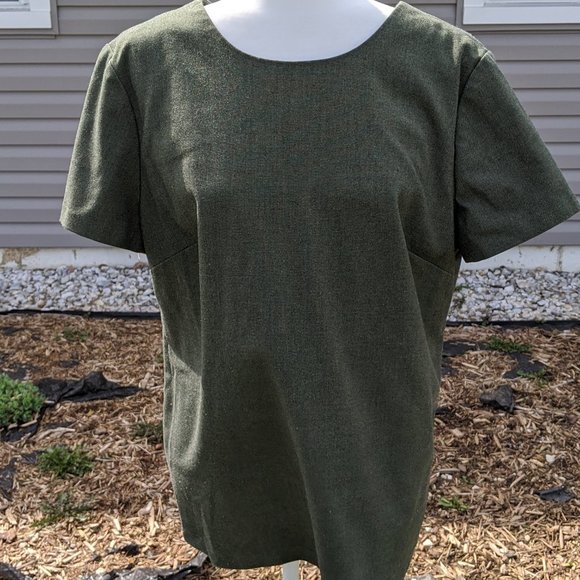 Bow Back Green Short Sleeve Blouse - Picture 1 of 3